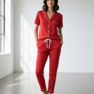 Kırmızı Düğmeli Bayan pijama Takımı