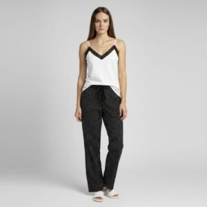 Bayan Beyaz Siyah Askılı Pijama Takım